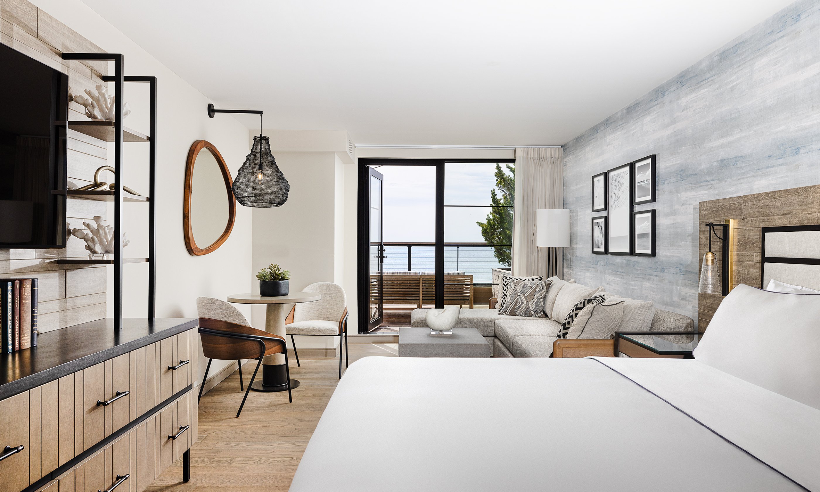 An Oceanfront King room at Gurney's Montauk Resort